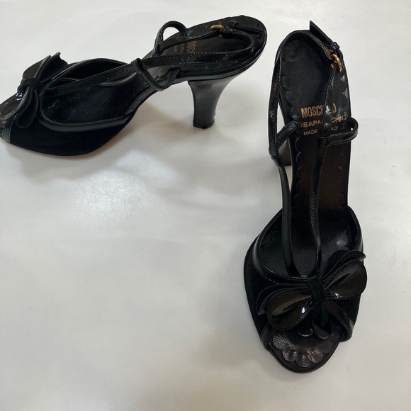 Moschino Cheap and Chic Sandals - Picture 7 of 11